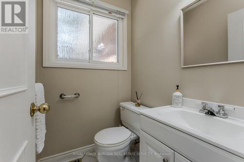 274 Belvenia Road, Burlington, ON - Indoor Photo Showing Bathroom