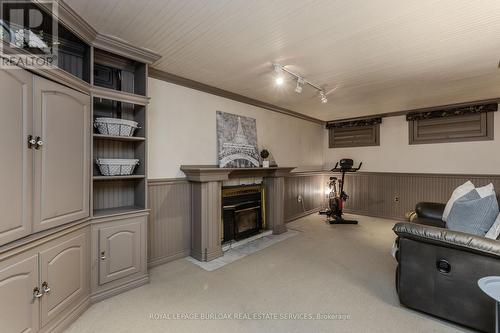 274 Belvenia Road, Burlington, ON - Indoor With Fireplace