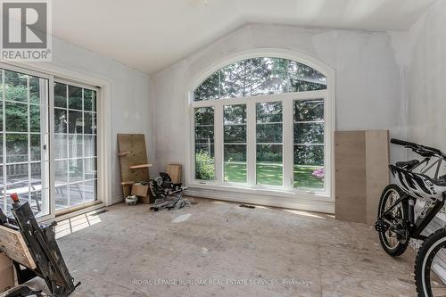 274 Belvenia Road, Burlington, ON - Indoor