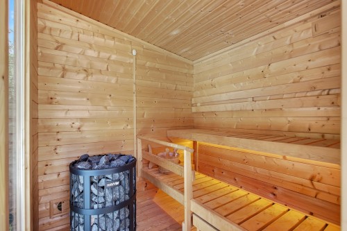 Sauna - 3 Rue Cambridge, Baie-D'Urfé, QC - Indoor Photo Showing Other Room