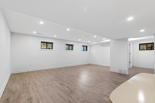 Salle de jeux - 368 100E Avenue, Laval (Chomedey), QC - Indoor
