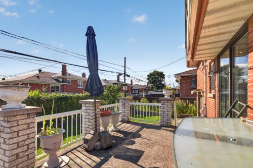 Balcon - 368 100E Avenue, Laval (Chomedey), QC - Outdoor With Deck Patio Veranda With Exterior