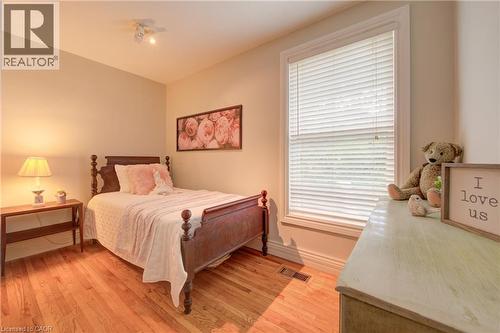 24 Forest Road, Cambridge, ON 