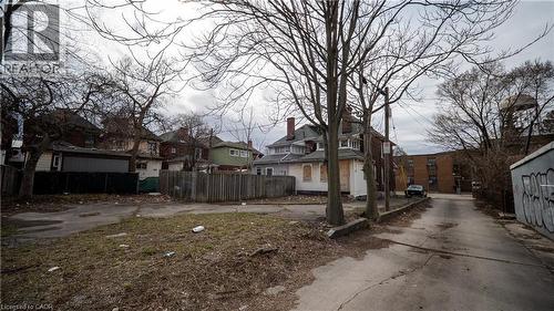116-120 Barnesdale Avenue N, Hamilton, ON - Outdoor