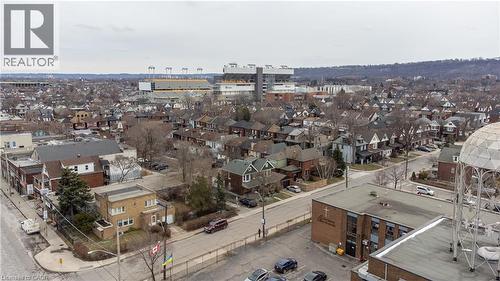 116-120 Barnesdale Avenue N, Hamilton, ON - Outdoor With View