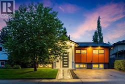 100 Lake Crimson Close SE  Calgary, AB T2J 3K7