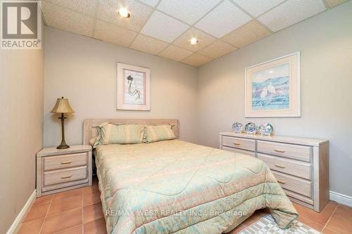 29 Milton Street, Tiny, ON - Indoor Photo Showing Bedroom