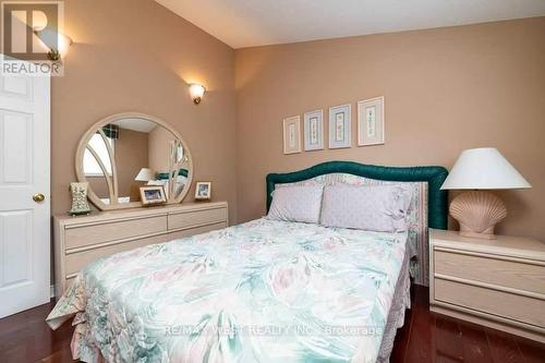 29 Milton Street, Tiny, ON - Indoor Photo Showing Bedroom