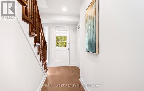 5239 Bushelgrove Circle, Mississauga, ON - Indoor Photo Showing Other Room