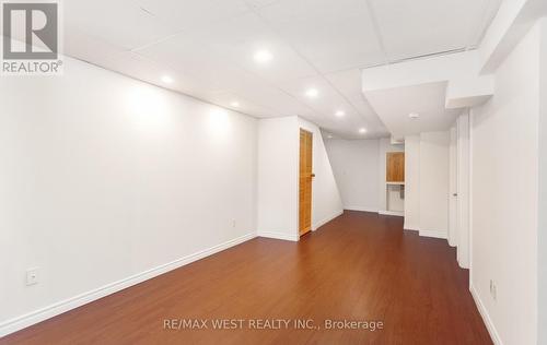 5239 Bushelgrove Circle, Mississauga, ON - Indoor Photo Showing Other Room