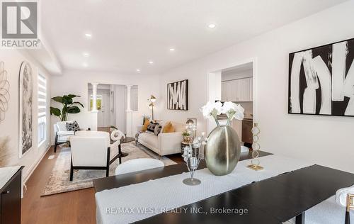 5239 Bushelgrove Circle, Mississauga, ON - Indoor