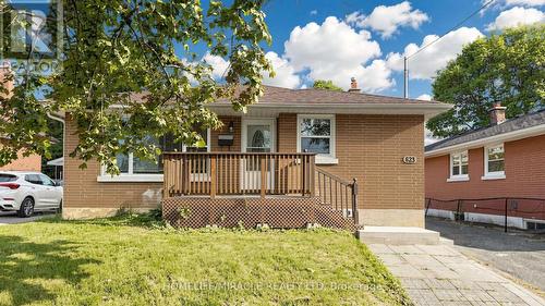 623 OLIVE AVENUE , Oshawa, Ontario L1H 2R8 4
