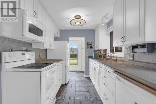 61 Bernick Drive, Barrie, ON - Indoor Photo Showing Kitchen With Double Sink
