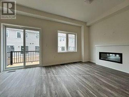 20 CLEVELAND COMMON , Cambridge, Ontario N1T 0H4 5