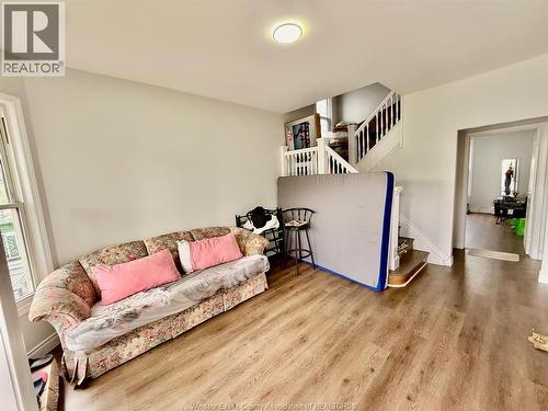 722 Dougall AVENUE Unit# MAIN , Windsor, Ontario N9A 4P8 2