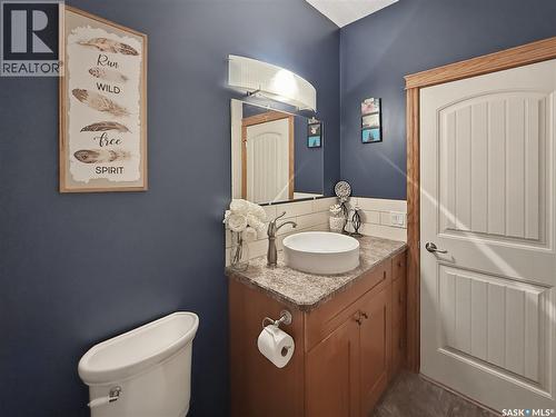 North Sk Landing Acreage, Saskatchewan Landing, SK - Indoor Photo Showing Bathroom