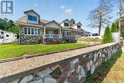 17 WEST PARK LANE/ 32 TALL PINE ROAD Addington Highlands, ON K0H 2G0