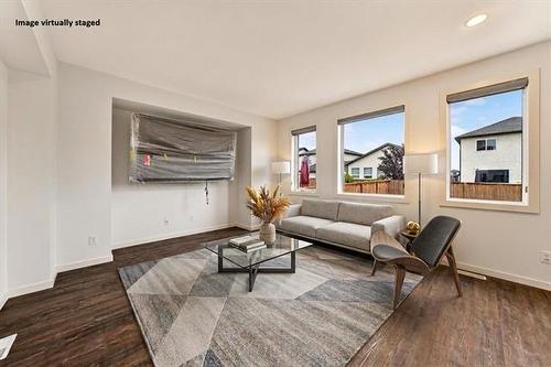 6 Dedrick Bay, Winnipeg, MB - Indoor Photo Showing Living Room
