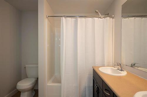 403-40 Shore St, Winnipeg, MB - Indoor Photo Showing Bathroom