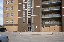 403-40 Shore ST  Winnipeg, MB R3T 2C7