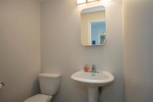 403-40 Shore St, Winnipeg, MB - Indoor Photo Showing Bathroom