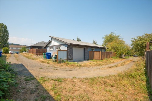 374 Shepherd Ave, Nanaimo, BC 