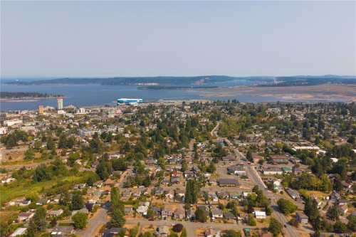 374 Shepherd Ave, Nanaimo, BC 