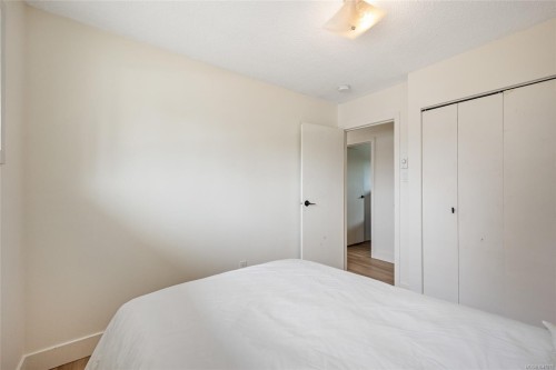 1925 Cougar Cres, Comox, BC 