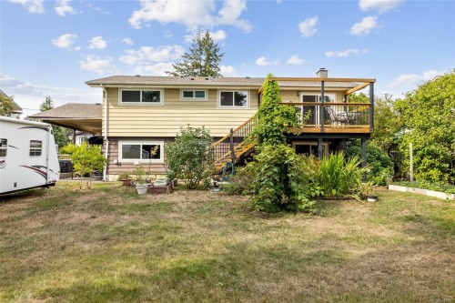 1925 Cougar Cres, Comox, BC 