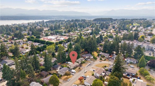 1925 Cougar Cres, Comox, BC 