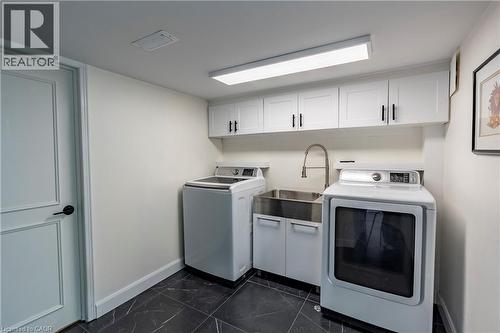 266 Melrose Avenue, Kitchener, ON - Indoor Photo Showing Laundry Room