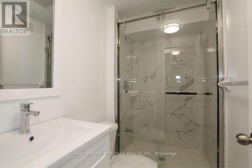 87 TULANE CRESCENT , Toronto, Ontario M3A 2C2 3