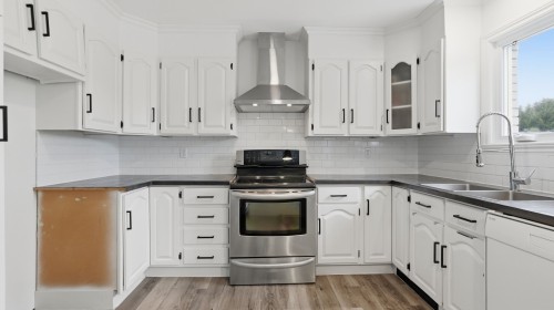 Cuisine - 645 175E Rue, Saint-Georges, QC - Indoor Photo Showing Kitchen With Double Sink