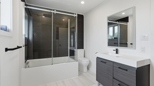Salle de bains - 645 175E Rue, Saint-Georges, QC - Indoor Photo Showing Bathroom