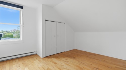 Chambre à coucher - 645 175E Rue, Saint-Georges, QC - Indoor Photo Showing Other Room