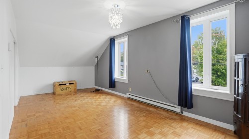 Chambre à coucher - 645 175E Rue, Saint-Georges, QC - Indoor Photo Showing Other Room