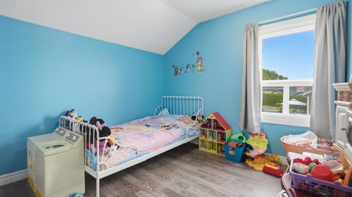 Chambre à coucher - 815  - 825 95E Rue, Saint-Georges, QC - Indoor Photo Showing Bedroom