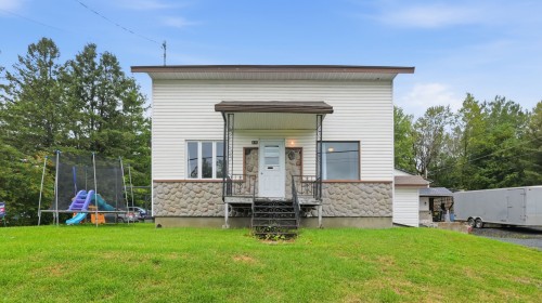 Façade - 815  - 825 95E Rue, Saint-Georges, QC - Outdoor
