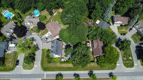 Overall view - 1 Place De Chazelles, Lorraine, QC - Outdoor With View