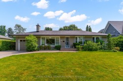 383 Maplehurst Avenue Oakville, ON L6L 4Y3