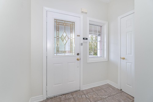 1015 Eager Road, Milton, ON - Indoor Photo Showing Other Room