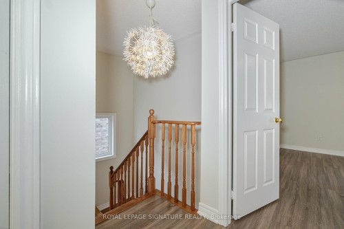 1015 Eager Road, Milton, ON - Indoor Photo Showing Other Room