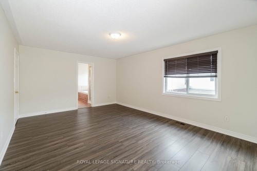 1015 Eager Road, Milton, ON - Indoor Photo Showing Other Room