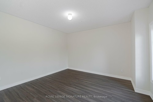 1015 Eager Road, Milton, ON - Indoor Photo Showing Other Room