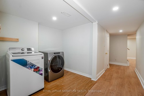 1015 Eager Road, Milton, ON - Indoor Photo Showing Laundry Room