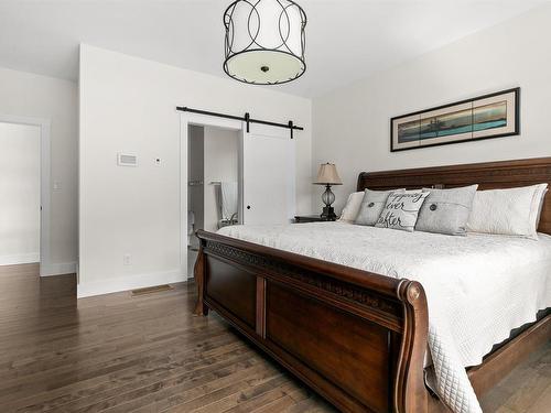556 Duart Avenue, Fall River, NS - Indoor Photo Showing Bedroom
