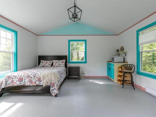 556 Duart Avenue, Fall River, NS - Indoor Photo Showing Bedroom