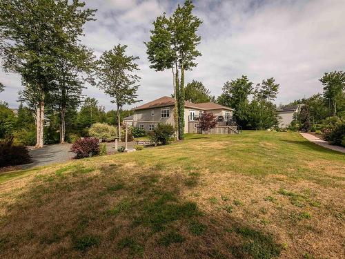 556 Duart Avenue, Fall River, NS - Outdoor