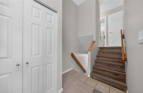 110 Laurent Dr, Winnipeg, MB - Indoor Photo Showing Other Room