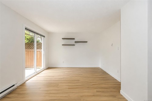 #13-3230 Rutledge St, Saanich, BC 